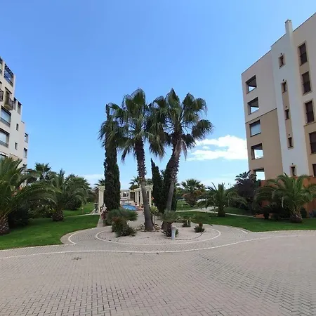 Pelicanos Apartment *